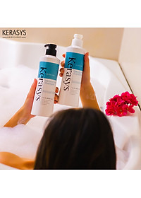 Dầu Xả Cao Cấp Cho Tóc Khô Kerasys Moisturizing Conditioner (600ml) 