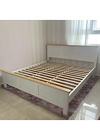 Giường ngủ gỗ thông màu trắng