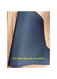 Thảm Taplo Da Carbon Xe Toyota Veloz 2022 2023 Màu đen Cao Cấp đế có chống trượt chống xô lệch