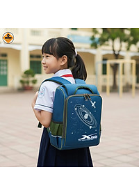Balo học sinh chống gù Xbags Universe – Balo đi học cấp 1 cao cấp chống nước, nhiều ngăn cho bé năng động XB3104