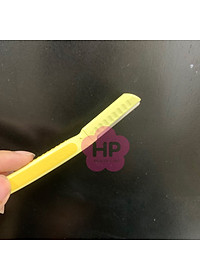 Dao Cạo Lông Mày Cán Dài Kai Pretty 01628-GA0053 (Set 3 cây)