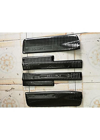 Bộ 8 ốp bậc trong ngoài dành cho xe Xpander 2018 2019 2020 mẫu titan