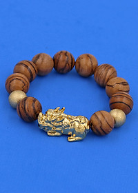 Chuỗi tay Gỗ Huỳnh Đàn 15 ly - Vòng tay Tỳ Hưu inox vàng VGHUDTHHBV15 - Vòng đeo tay size lớn, phù hợp cho nam