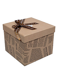 Hộp Quà Vuông V023 - 18 x 18 x 15 cm - Giao màu ngẫu nhiên