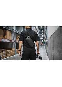 TÚI ĐEO CHÉO TOMTOC (USA) LIGHTWEIGHT CODURA SLING BAG BLACK (H02-A04D) - HÀNG CHÍNH HÃNG
