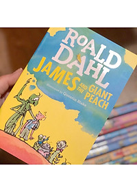 Sách James and the Giant Peach (Roald Dahl, Illustrated by Quentin Blake)