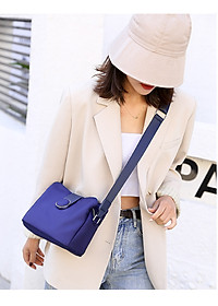 Túi đeo chéo nữ phong cách dễ thương – BEE GEE DCNU1083