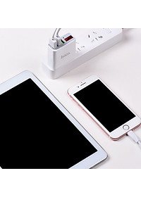 Củ Sạc 3 Cổng USB Hoco C15 Màn Hình LED - Hàng Nhập Khẩu