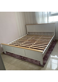 Giường ngủ gỗ thông màu trắng