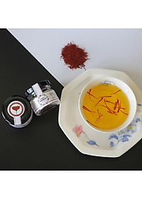 Saffron Nhụy Hoa Nghệ Tây Kingdom Herb Iran Loại Super Negin Thượng Hạng Hộp 0.5 Gram (Tặng Bình Thuỷ Tinh Cao Cấp) - Link Mua