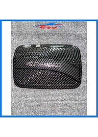 Ốp nắp bình xăng Xpander 2018-2020 vân cacbon chống trầy trang trí ô tô