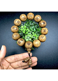 VÒNG TAY GỖ LỤC ĐẠO MỘC LIÊN HOA KHẮC NAM MÔ A DI ĐÀ PHẬT 13 hạt 18ly TẶNG HỘP ĐỰNG