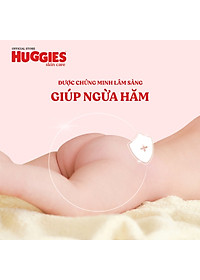 Tã/bỉm quần Huggies Skin Care Super Jumbo M76+8 miếng với tràm trà dịu da
