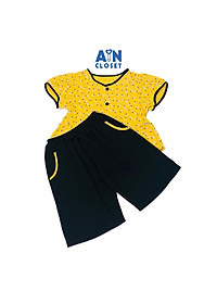 Bộ quần áo lửng bé gái họa tiết hoa Chấm bi trắng nền vàng linen - AICDBGAP3CWO - AIN Closet