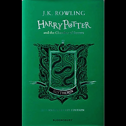 Harry Potter And The Chamber Of Secrets – Slytherin Edition (Hardback) + Quà Tặng Bí Mật<