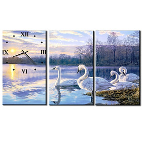Mua Tranh Đồng Hồ Vicdecor DHT0066 - Thiên Nga Trắng