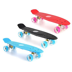 Ván Trượt Skateboard Penny Có Đèn Led Trục Kim Loại To (Giao Màu Ngẫu Nhiên)