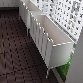 Mua Chân gác bục lan can ban công cho chậu composite - Sơn trắng tĩnh điện
