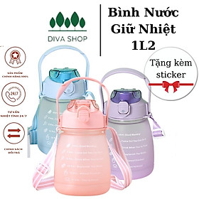 Bình Đựng Nước Bằng Nhựa Cao Cấp Thể Tích 1200ML Có Tặng Kèm Sticker Dễ Thương Và Dây Đeo Tiện Dụng