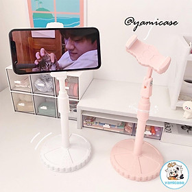 Giá đỡ điện thoại và máy tính bảng có túi khí độc lạ