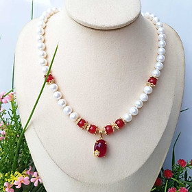 Vòng Cổ Ngọc Trai Nước Ngọt Thiên Nhiên Cao Cấp - Chuỗi Đơn Tròn Mix Đá Mã Não - Trang Sức Cô Tấm - Quà Tặng Mẹ - NULLAN PEARL (8-9ly) - Đỏ - CTJ1010 + Tặng Kèm Bông Tai Nụ Bạc