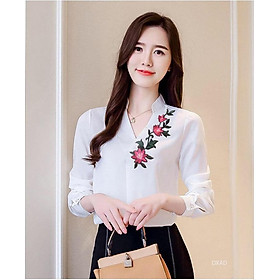 Áo sơ mi đắp hoa thêu