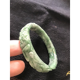 VÒNG CẨM THẠCH TỰ NHIÊN BẢN HẸ TRẠM RỒNG SIZE 54MM x Cao 11mm x độ dầy 6mm  MÀU XANH LAM TRẮNG NHẸ ĐẸP HÌNH 2 CON RỒNG LƯỢN 2 BÊN  NỮ 52kg Đến 59kg ĐEO Ạ