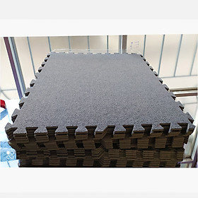 15 tấm xốp ghép, mặt thảm nỉ kích thước 40cm x 40cm x 0,6cm/tấm màu xám