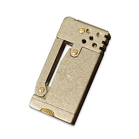 Mua Hộp Quẹt Bật Lửa Xăng Đá 696 Thiết Kế Độc Lạ Sang Trọng - Dùng Xăng Bấc Đá Cao Cấp ( giao màu ngẫu nhiên )