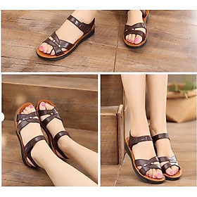 Sandal cao su đúc siêu nhẹ và bên đi êm chân