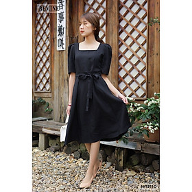 Đầm xòe xếp ly tay cổ U BEMINE MT1110DEN