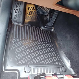 Thảm lót sàn ô tô nhựa TPU silicon Audi Q3 second generation (F3) 2018+ Nhãn hiệu Macsim Nhãn hiệu Macsim