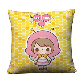 Gối vuông cô bé ong hồng - GVCP044