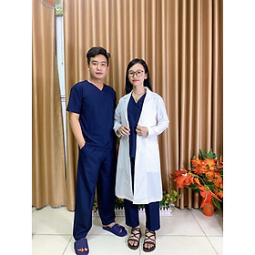 Bộ Scrubs bác sĩ NAM cao cấp màu Xanh Đen - Quần áo Blouse kỹ thuật viên, hộ lý, điều dưỡng, đồ trực phòng khám, bệnh viện