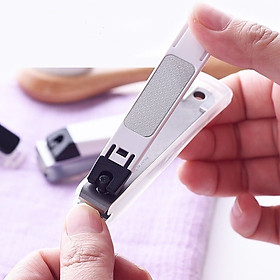 Bấm móng tay cao cấp Kai, làm từ hợp kim thép cao cấp không gỉ, đã qua quá trình tôi luyện nhất định cho khả năng sắc bén và bền bỉ - nội địa Nhật Bản