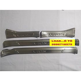 Ốp Bậc Cửa, Nẹp Bước Chân Trong Xe Toyota Vios 2022-2019 Chất Liệu Inox Cao Cấp