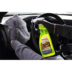 CHAI XỊT CHĂM SÓC NHỰA, DA, NỈ - NỘI THẤT ĐA NĂNG CÓ MÙI THƠM DỂ CHỊU SONAX XTREME INTERIOR DETAILER 220400 750ML