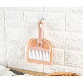 Mua Bộ chổi quét bụi và ky hốt rác mini đa năng dùng cho mọi lúc mọi nơi (giao màu ngẫu nhiên) - kèm móc dán