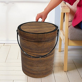 Mua THÙNG RÁC TRÒN VÂN GỖ NẮP LẬT TỰ THĂNG BẰNG PHONG CÁCH NHẬT BẢN ( TẶNG GIỎ DÁN TƯỜNG)