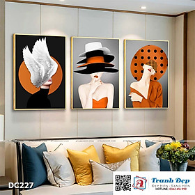 Bộ 3 tranh canvas treo tường Decor Cô gái nghệ thuật - DC227