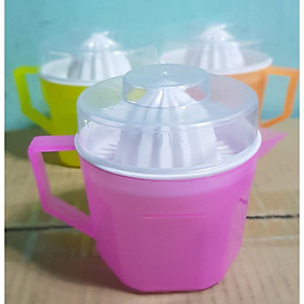 Mua Vắt Cam Nhựa Nhiều Màu có nắp đậy