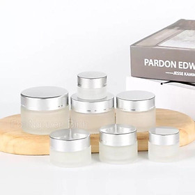 Mua Hũ thuỷ tinh đựng mỹ phẩm (10 20 30 50g)