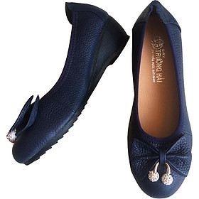 Giày đế xuồng nữ Trường Hải da bò thât màu xanh đen cao 3cm đế cao su dẻo không trơn DX189