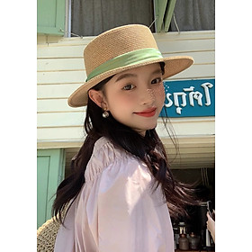 Nón đi biển mũ rộng vành vành bằng đai xanh chất liệu cói chống nắng thoáng mát thời trang Hàn Quốc Chất liệu cói Kiểu dáng thời trang chống nắng đi biển dạo phố du lịch là sản phẩm hoàn hảo cho những ai yêu thích phong cách thời trang Hàn Quốc