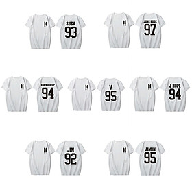 Áo thun BTS in tên và năm sinh các thành viên nhóm