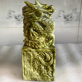 Ấn rồng ngọc serpentine xanh lá (ngọc việt nam cao) cao 23 cm nặng 3.2 kg cho công danh vững bước. Cao23xNang3.3kg
