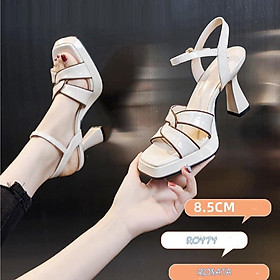 Sandal cao gót quai chéo, đế thô ROSATA RO474 cao 8p- Trắng - HÀNG VIỆT NAM CHẤT LƯỢNG QUỐC TẾ
