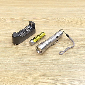 Mua Đèn pin siêu sáng HY-575
