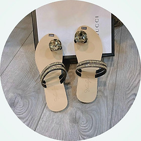 Sandal nữ xỏ ngón xinh xắn