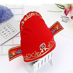 Nón trung hoa trạng nguyên tạo hình cho bé